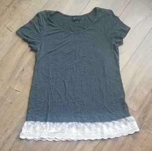 AB Studio Lace Trim Bottom Tee - Small